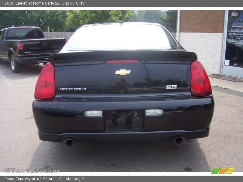 Black / Gray 2006 Chevrolet Monte Carlo SS