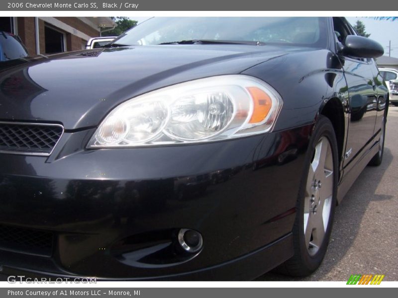 Black / Gray 2006 Chevrolet Monte Carlo SS