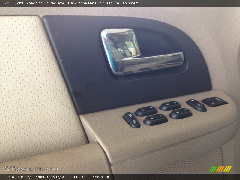 Dark Stone Metallic / Medium Parchment 2005 Ford Expedition Limited 4x4