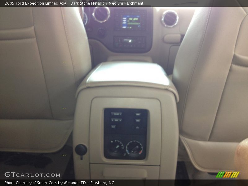 Dark Stone Metallic / Medium Parchment 2005 Ford Expedition Limited 4x4