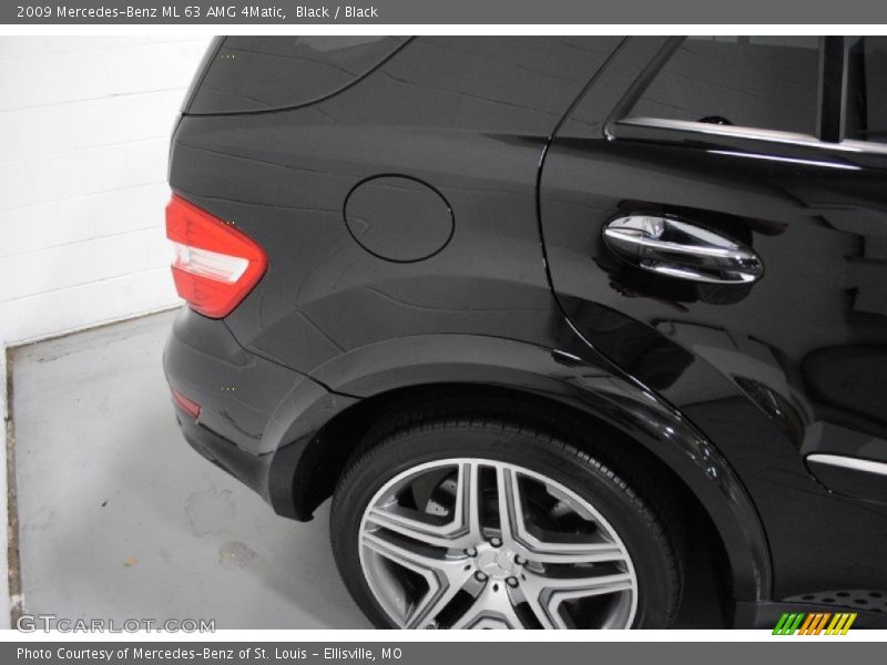 Black / Black 2009 Mercedes-Benz ML 63 AMG 4Matic