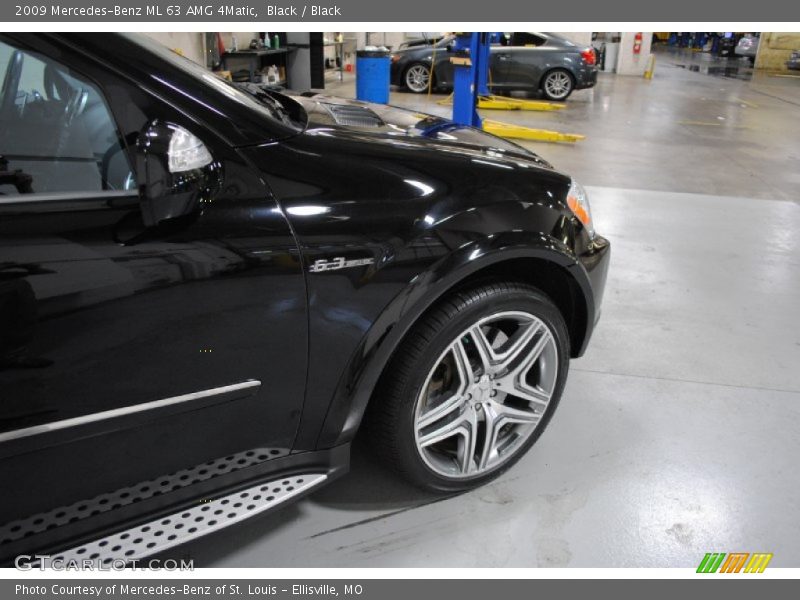 Black / Black 2009 Mercedes-Benz ML 63 AMG 4Matic