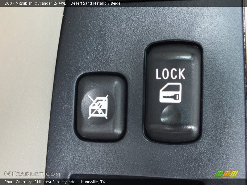 Desert Sand Metallic / Beige 2007 Mitsubishi Outlander LS 4WD