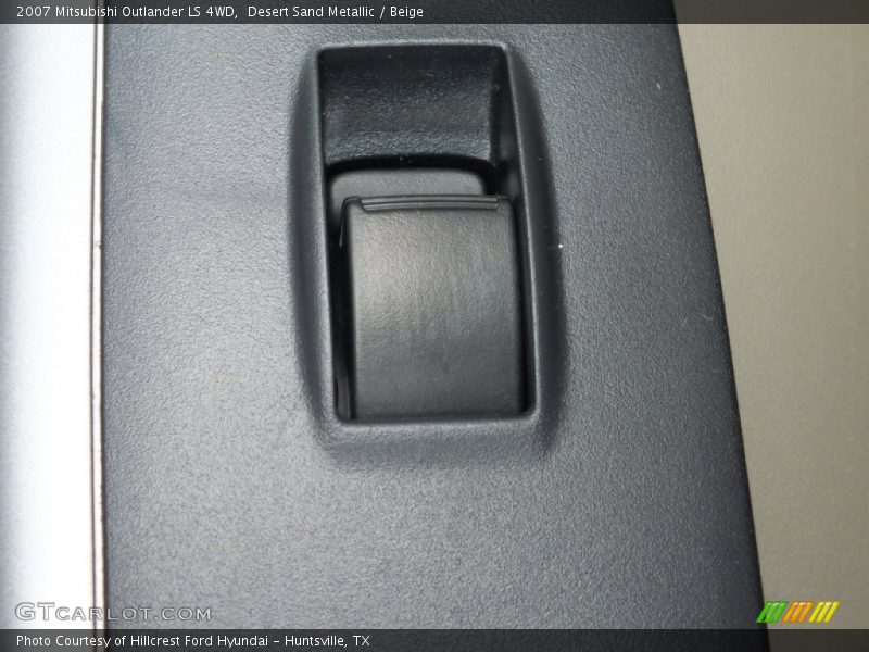Desert Sand Metallic / Beige 2007 Mitsubishi Outlander LS 4WD