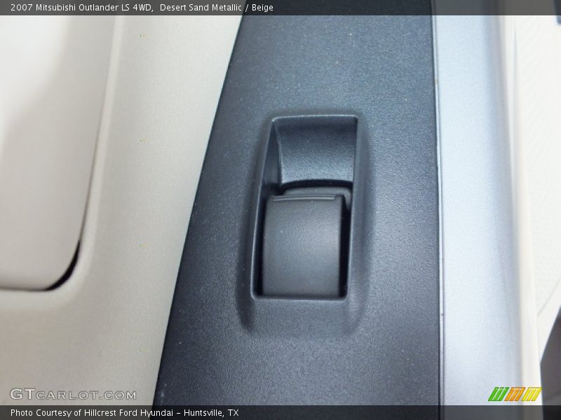 Desert Sand Metallic / Beige 2007 Mitsubishi Outlander LS 4WD