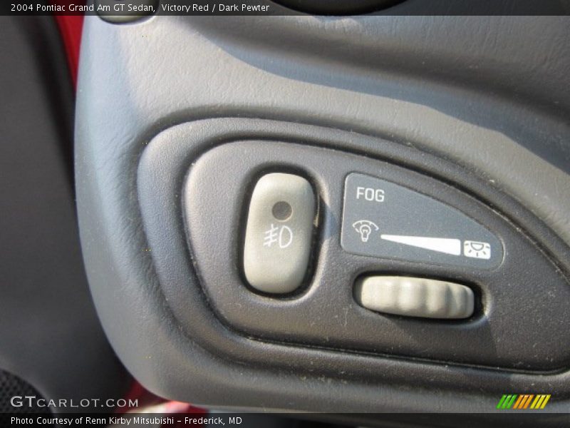 Victory Red / Dark Pewter 2004 Pontiac Grand Am GT Sedan