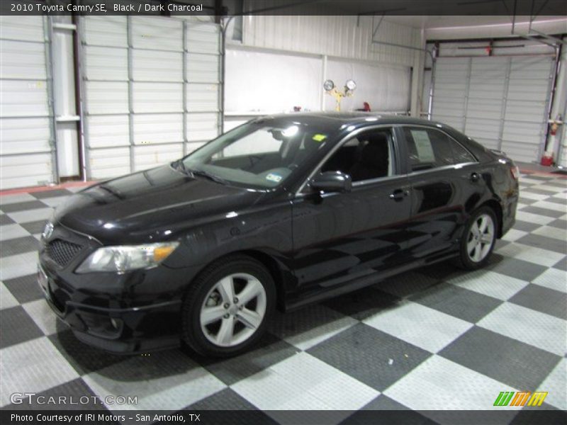 Black / Dark Charcoal 2010 Toyota Camry SE