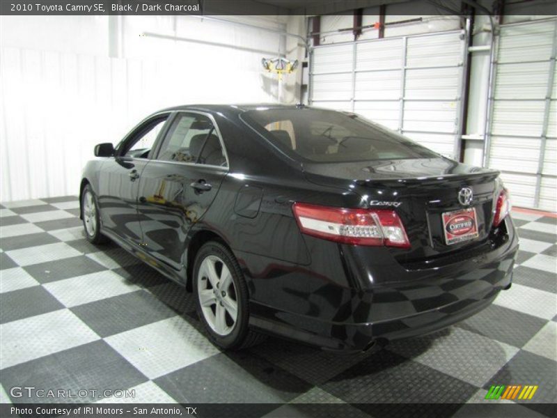 Black / Dark Charcoal 2010 Toyota Camry SE