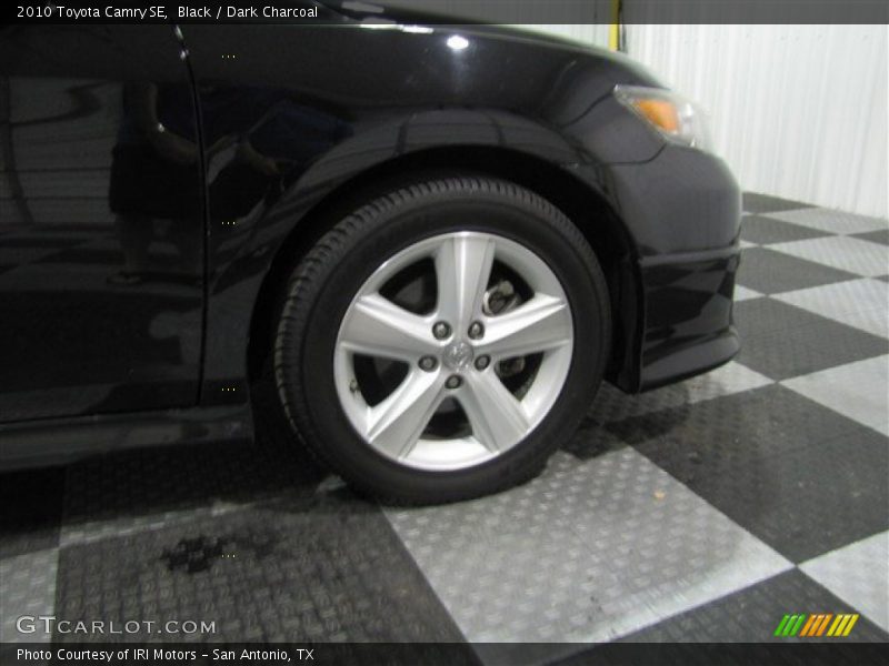 Black / Dark Charcoal 2010 Toyota Camry SE