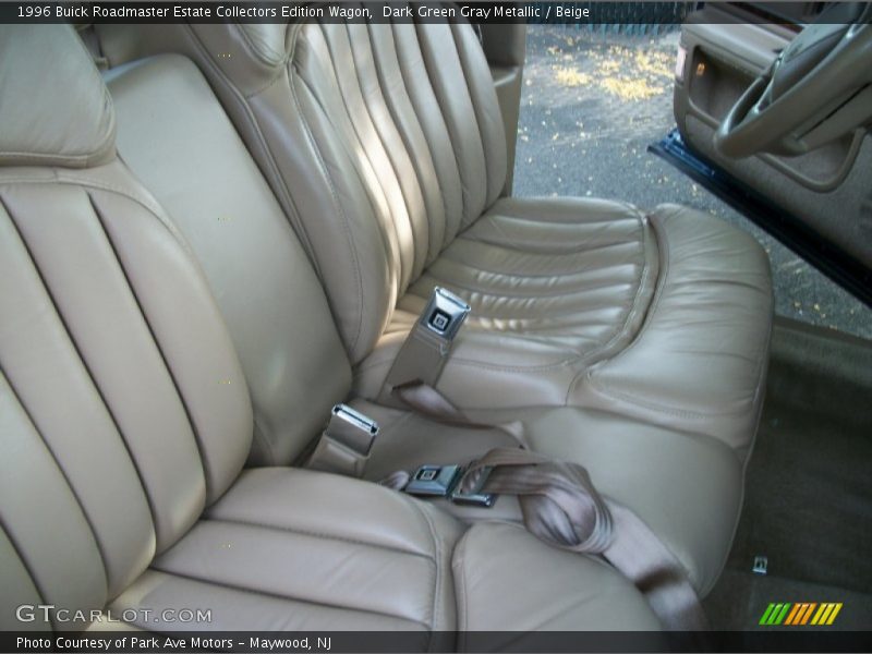 Front Seat of 1996 Roadmaster Estate Collectors Edition Wagon