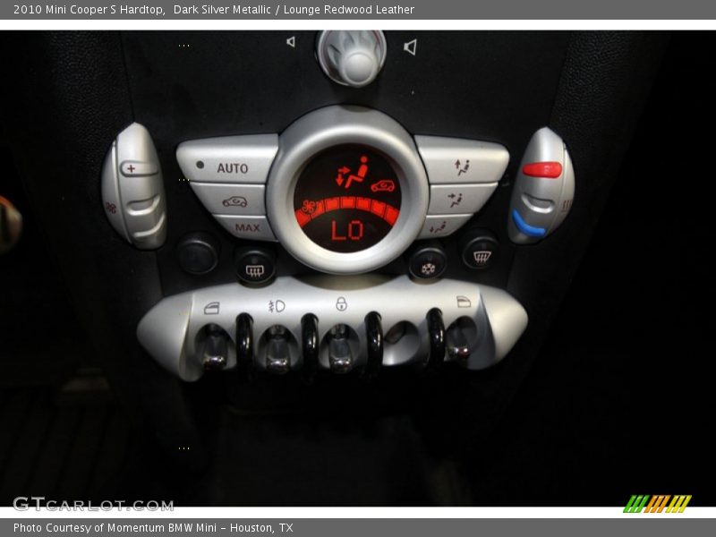 Controls of 2010 Cooper S Hardtop