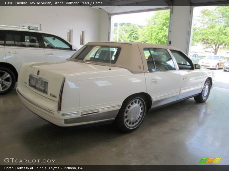 White Diamond Pearl / Camel 1998 Cadillac DeVille Sedan