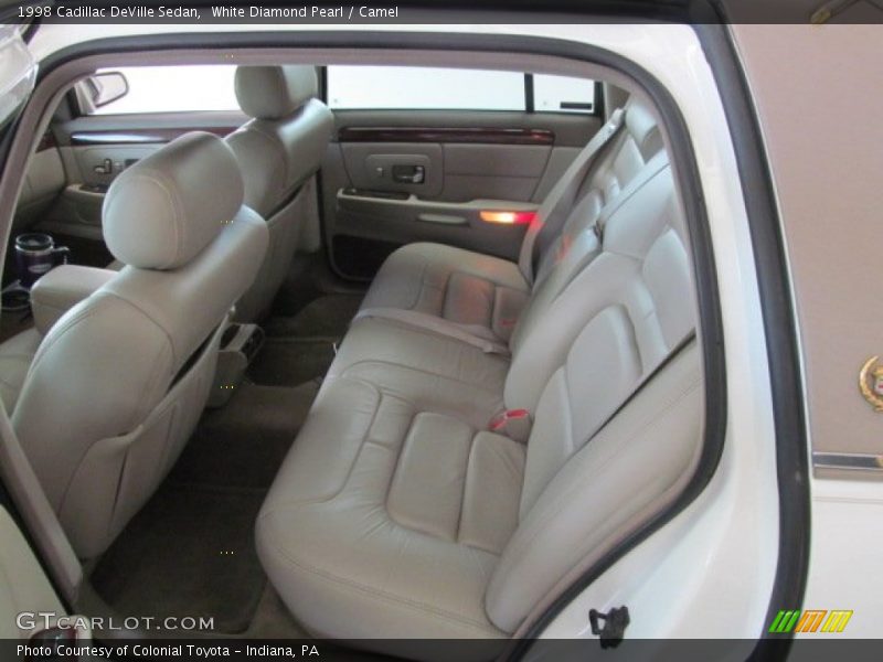 White Diamond Pearl / Camel 1998 Cadillac DeVille Sedan