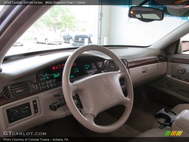 White Diamond Pearl / Camel 1998 Cadillac DeVille Sedan
