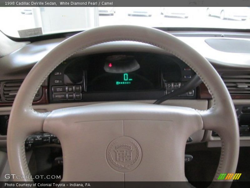 White Diamond Pearl / Camel 1998 Cadillac DeVille Sedan