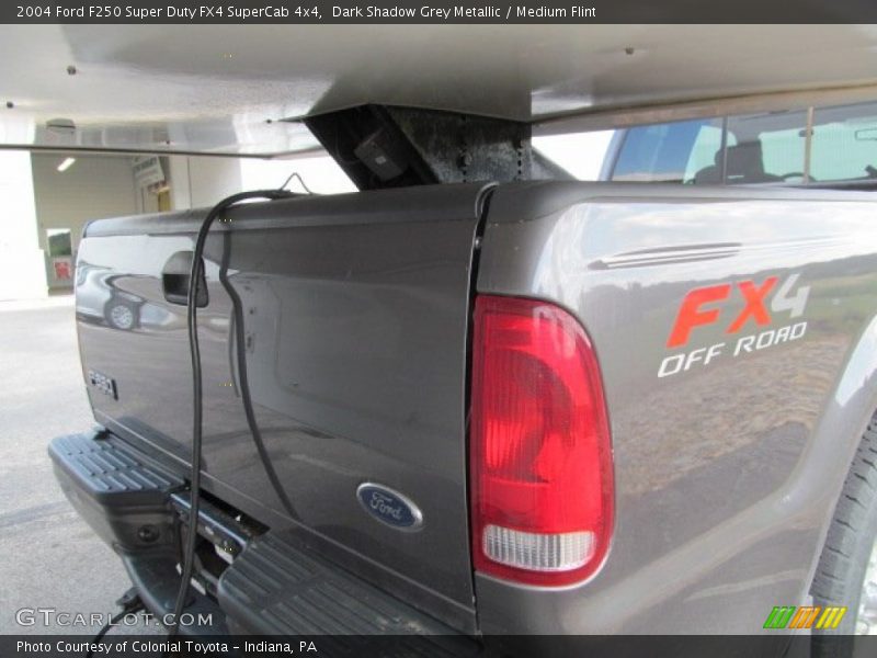 Dark Shadow Grey Metallic / Medium Flint 2004 Ford F250 Super Duty FX4 SuperCab 4x4