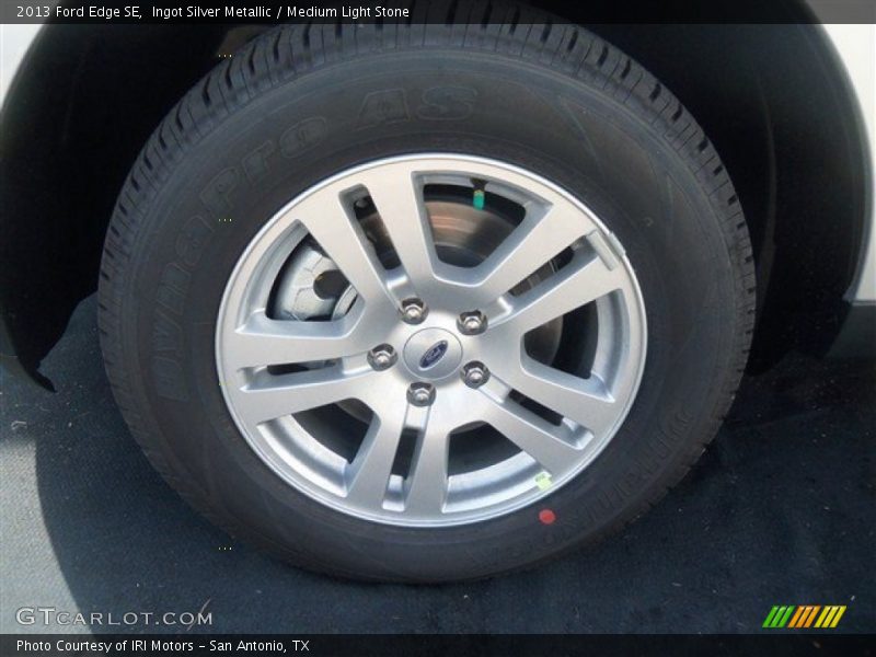 Ingot Silver Metallic / Medium Light Stone 2013 Ford Edge SE