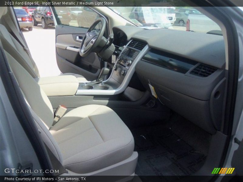 Ingot Silver Metallic / Medium Light Stone 2013 Ford Edge SE