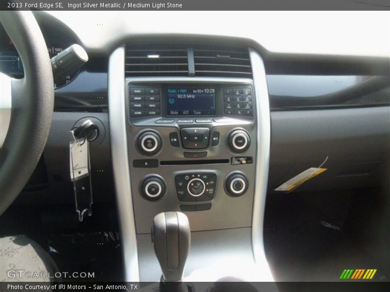 Ingot Silver Metallic / Medium Light Stone 2013 Ford Edge SE