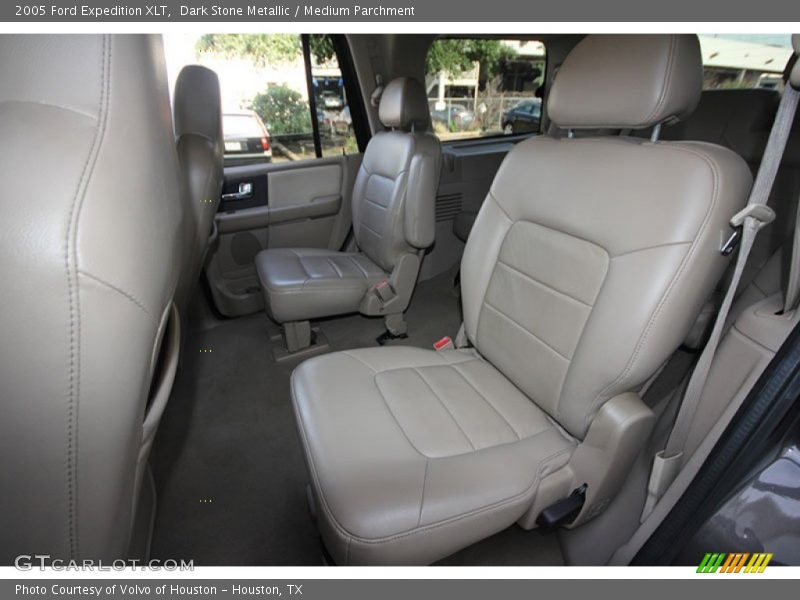 Dark Stone Metallic / Medium Parchment 2005 Ford Expedition XLT