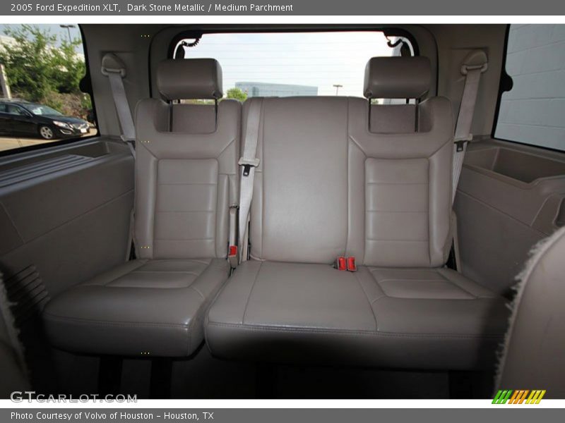 Dark Stone Metallic / Medium Parchment 2005 Ford Expedition XLT