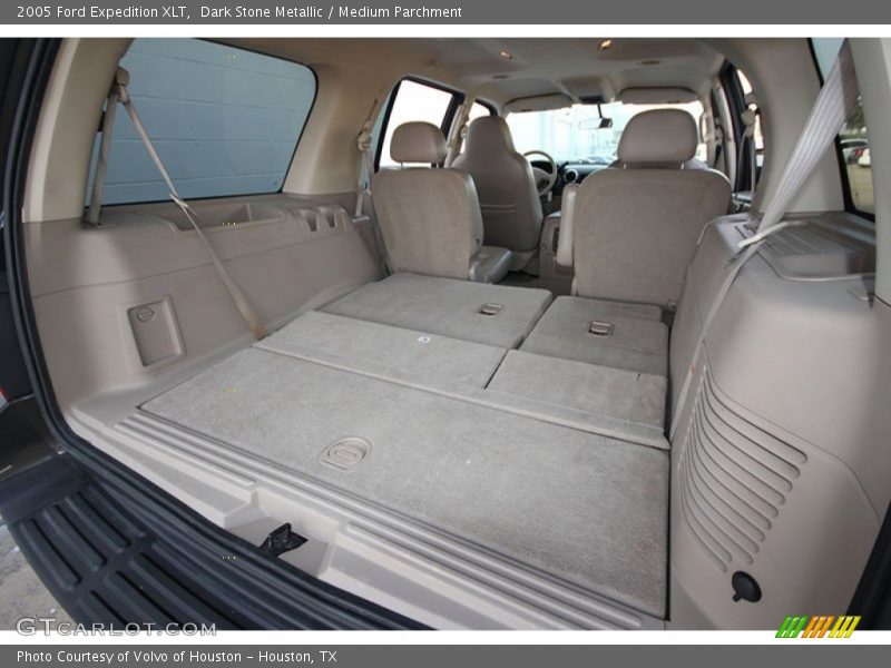 Dark Stone Metallic / Medium Parchment 2005 Ford Expedition XLT