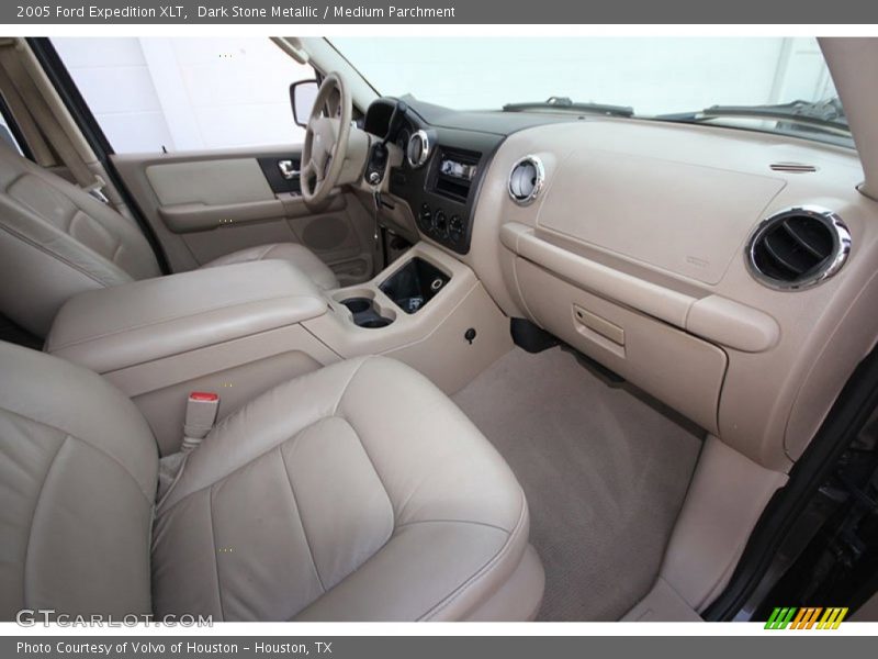 Dark Stone Metallic / Medium Parchment 2005 Ford Expedition XLT