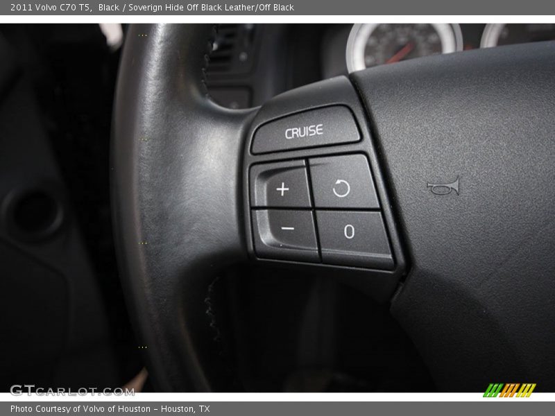 Black / Soverign Hide Off Black Leather/Off Black 2011 Volvo C70 T5