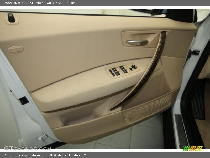 Alpine White / Sand Beige 2005 BMW X3 2.5i