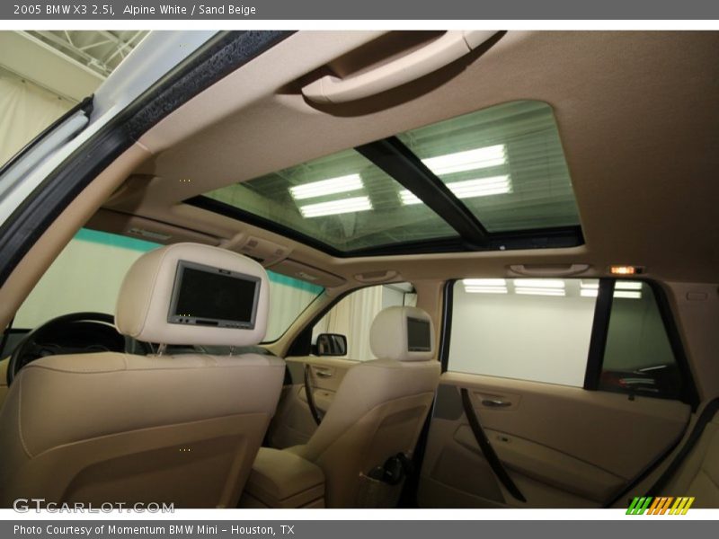 Alpine White / Sand Beige 2005 BMW X3 2.5i