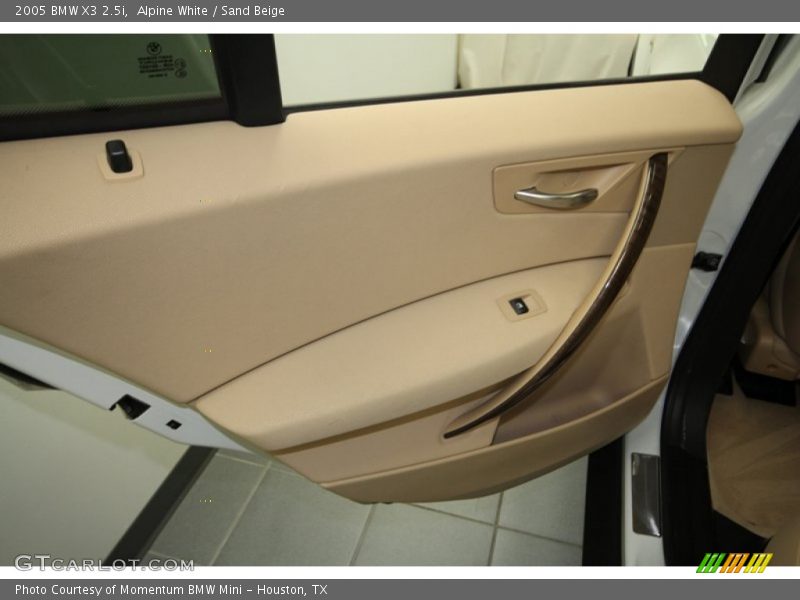 Alpine White / Sand Beige 2005 BMW X3 2.5i