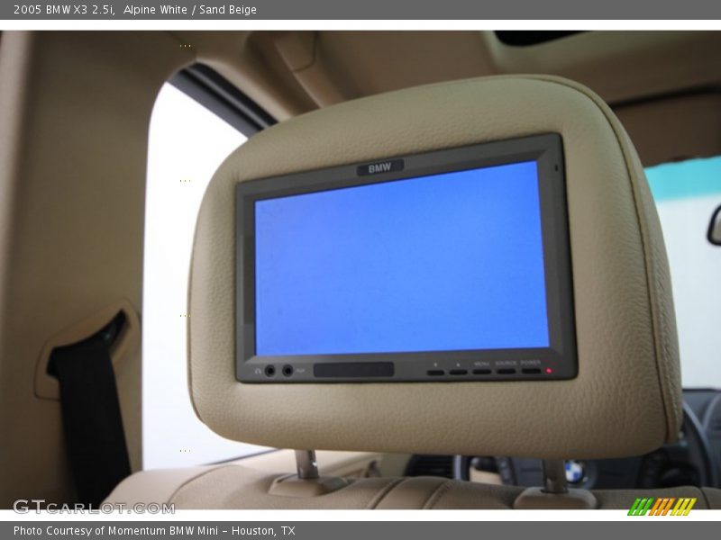 Alpine White / Sand Beige 2005 BMW X3 2.5i