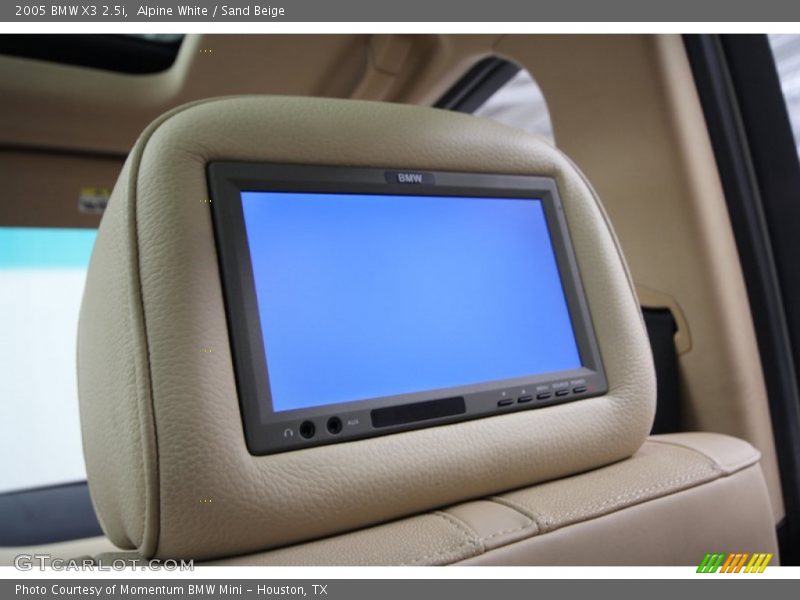 Alpine White / Sand Beige 2005 BMW X3 2.5i