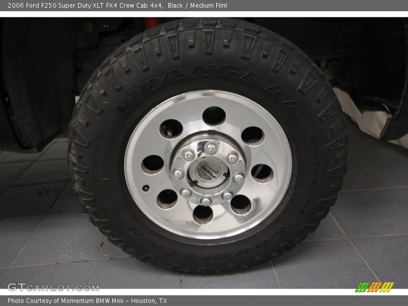  2006 F250 Super Duty XLT FX4 Crew Cab 4x4 Wheel