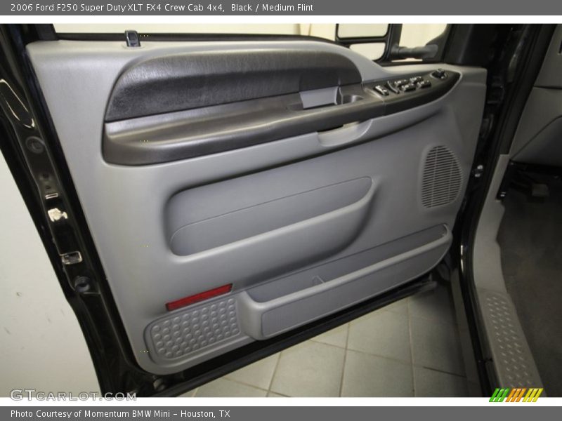 Black / Medium Flint 2006 Ford F250 Super Duty XLT FX4 Crew Cab 4x4