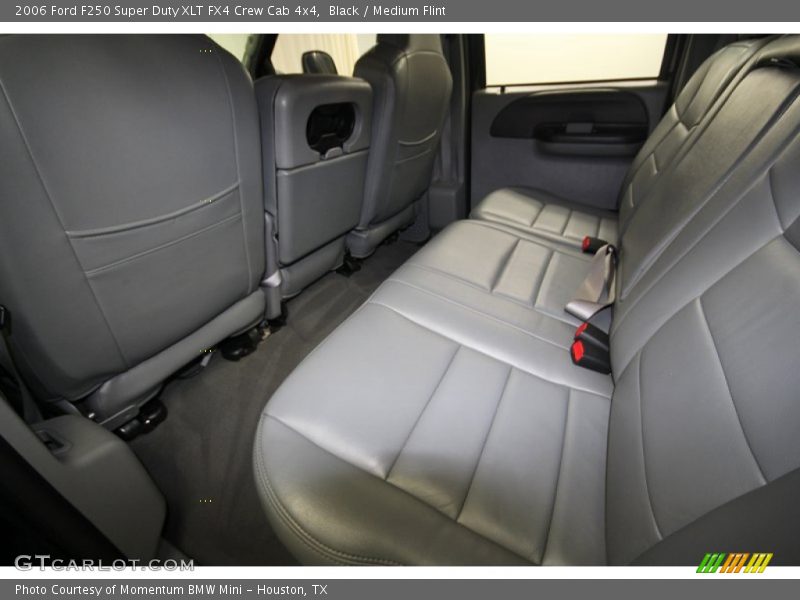 Black / Medium Flint 2006 Ford F250 Super Duty XLT FX4 Crew Cab 4x4