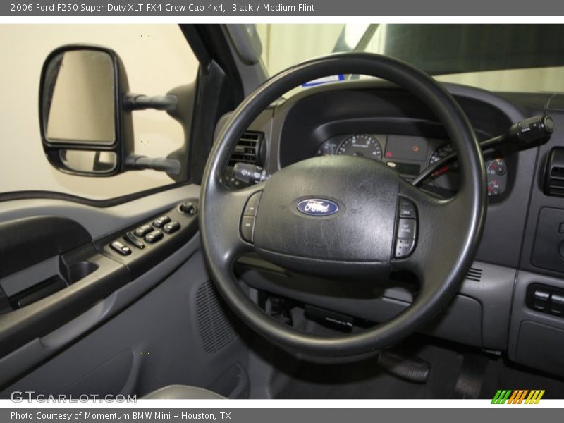  2006 F250 Super Duty XLT FX4 Crew Cab 4x4 Steering Wheel