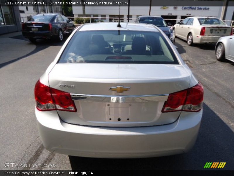 Silver Ice Metallic / Jet Black/Medium Titanium 2012 Chevrolet Cruze LS