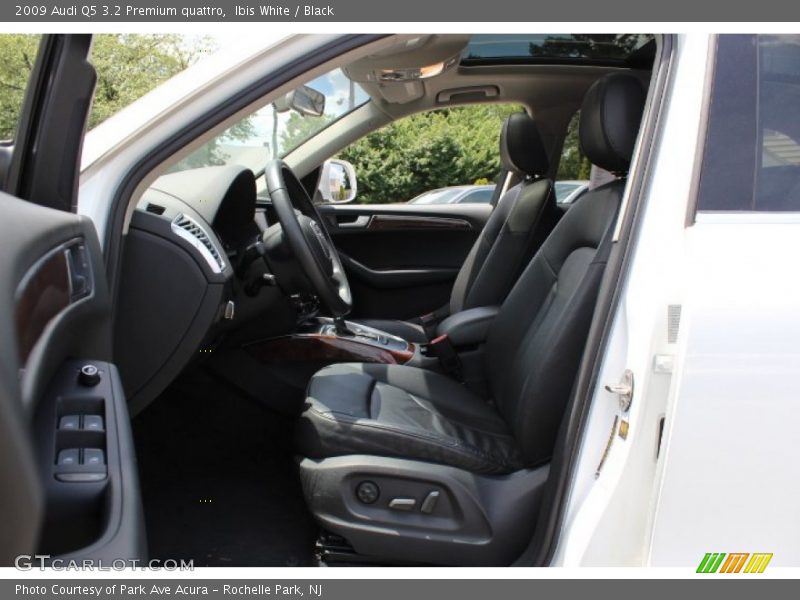 Ibis White / Black 2009 Audi Q5 3.2 Premium quattro