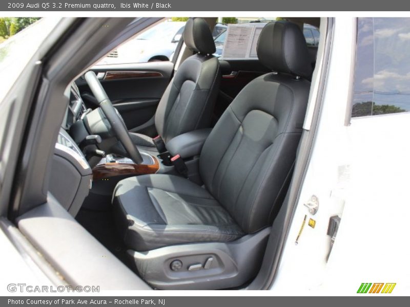 Ibis White / Black 2009 Audi Q5 3.2 Premium quattro