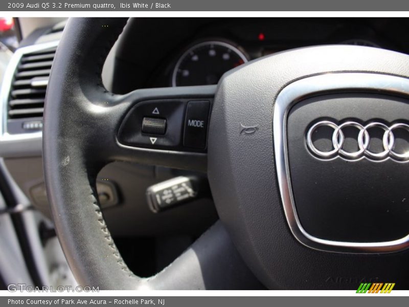 Ibis White / Black 2009 Audi Q5 3.2 Premium quattro