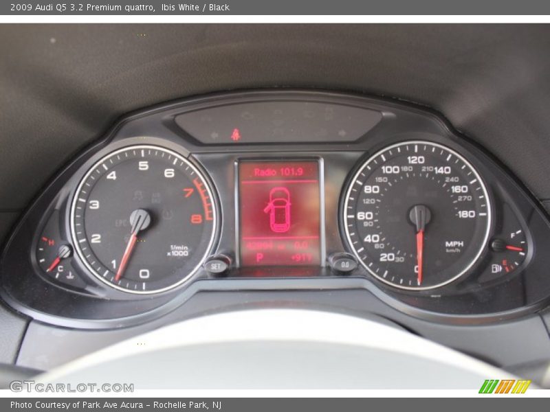 Ibis White / Black 2009 Audi Q5 3.2 Premium quattro