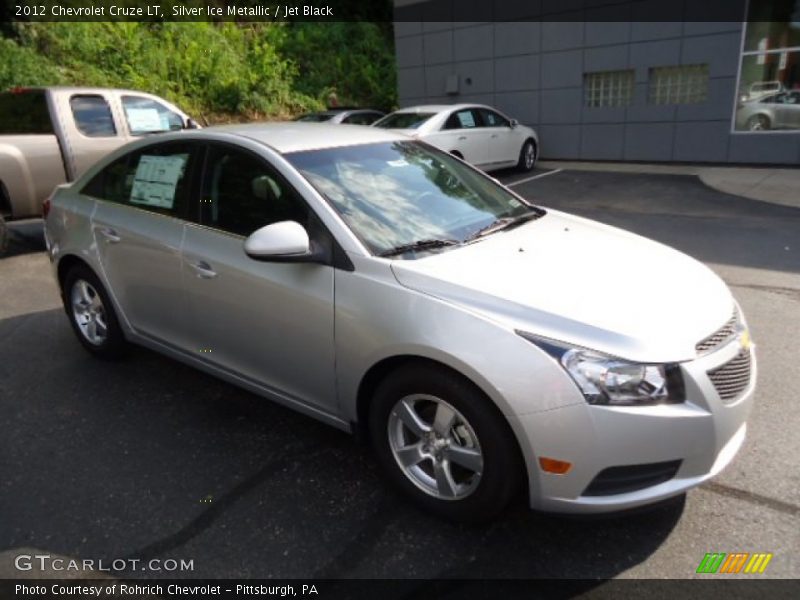 Silver Ice Metallic / Jet Black 2012 Chevrolet Cruze LT