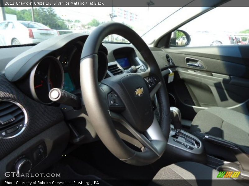 Silver Ice Metallic / Jet Black 2012 Chevrolet Cruze LT