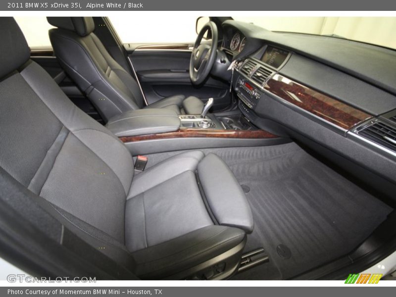 Alpine White / Black 2011 BMW X5 xDrive 35i