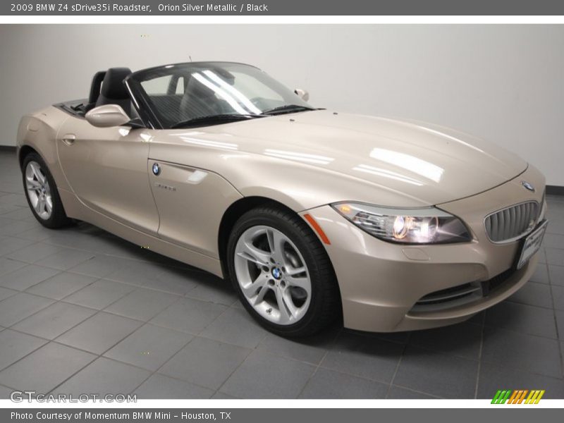 Front 3/4 View of 2009 Z4 sDrive35i Roadster