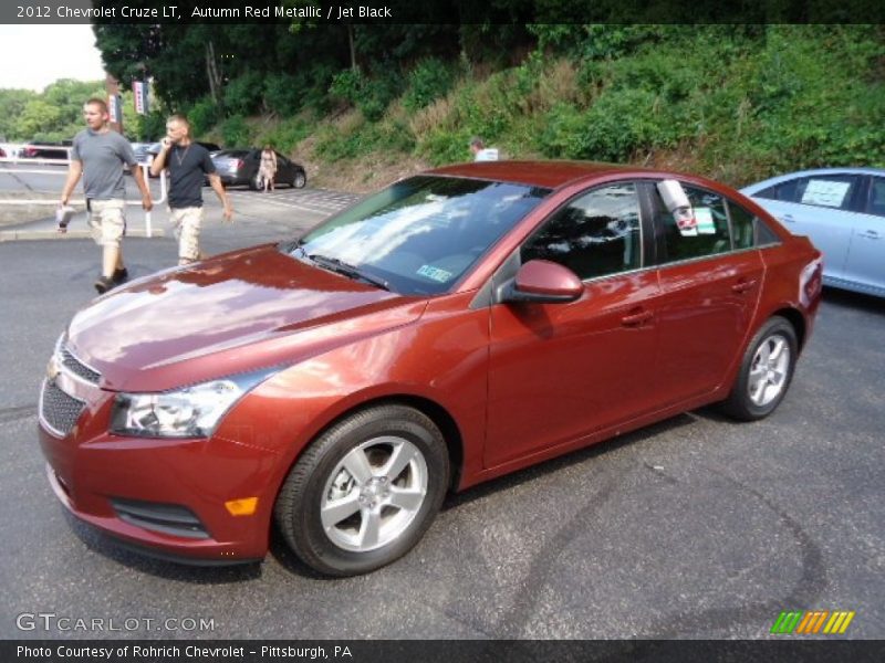 Front 3/4 View of 2012 Cruze LT
