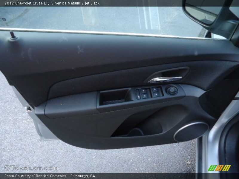 Silver Ice Metallic / Jet Black 2012 Chevrolet Cruze LT