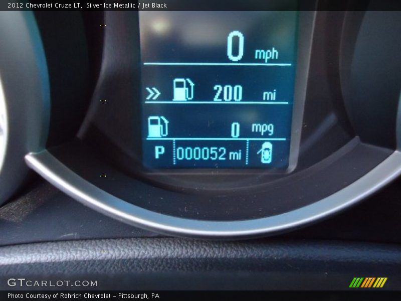 Silver Ice Metallic / Jet Black 2012 Chevrolet Cruze LT