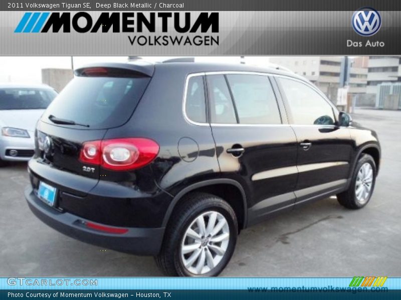 Deep Black Metallic / Charcoal 2011 Volkswagen Tiguan SE